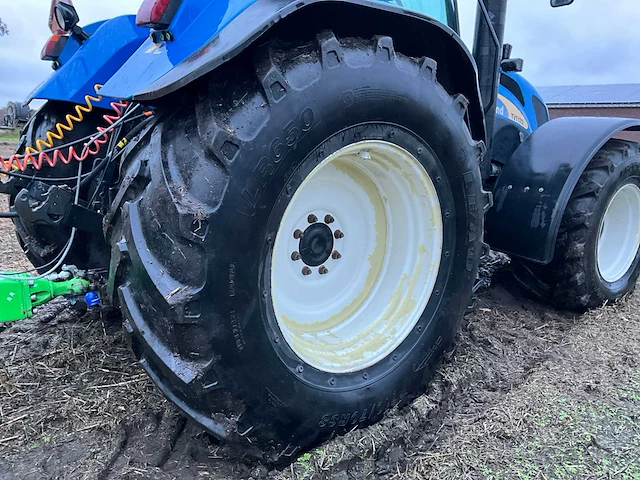 2004 new holland tvt 170 vierwielaangedreven landbouwtractor - afbeelding 28 van  29