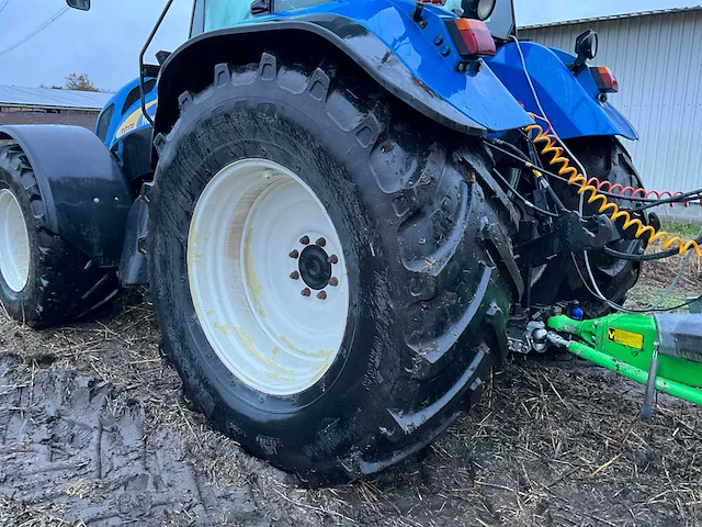 2004 new holland tvt 170 vierwielaangedreven landbouwtractor - afbeelding 29 van  29