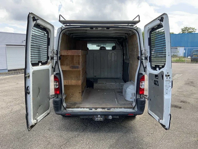 2004 nissan interstar 80.28-308 l bedrijfswagen - afbeelding 10 van  35