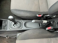 2004 opel corsa personenauto - afbeelding 5 van  18