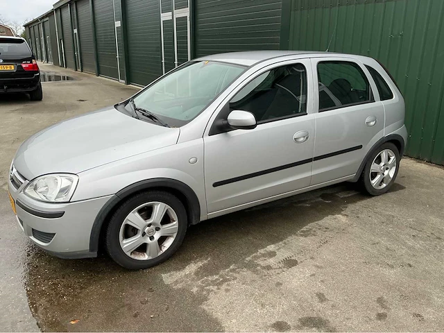 2004 opel corsa personenauto - afbeelding 12 van  18