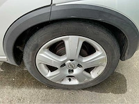 2004 opel corsa personenauto - afbeelding 16 van  18