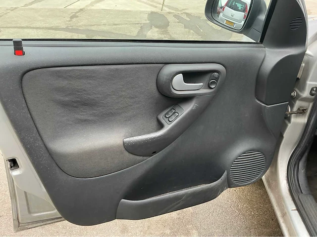 2004 opel corsa personenauto - afbeelding 18 van  18