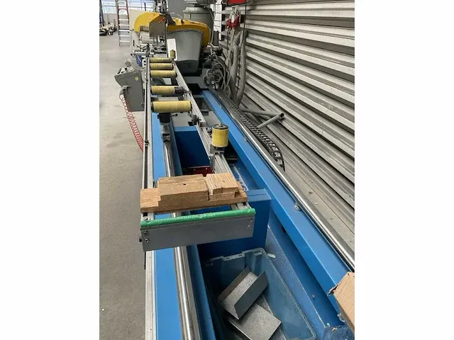 2004 pertici univer 500a2k dubbele aluminium verstek afkortcirkelzaagmachine - afbeelding 3 van  12