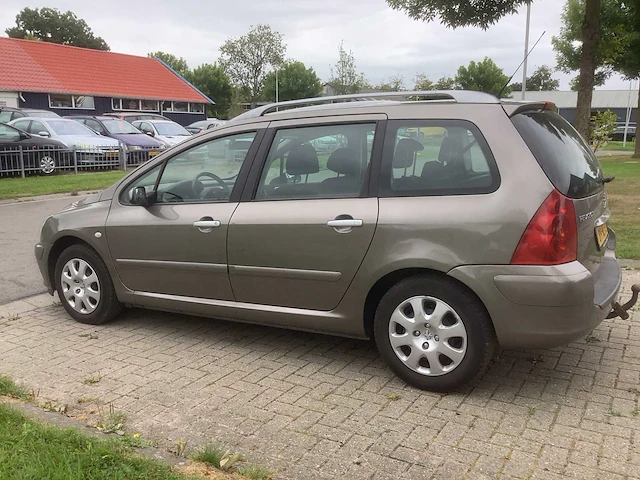 2004 peugeot 307 sw 1.6 16v personenauto - afbeelding 9 van  14