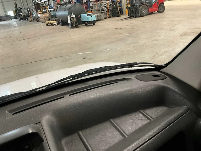 2004 peugeot partner 170c 1.9 d avantage bedrijfswagen - afbeelding 16 van  23