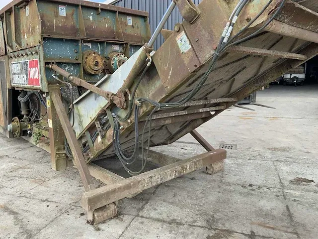 2004 powerscreen afzetbare stationaire powershredder 1800 “haakarm” - afbeelding 22 van  25