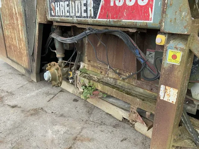 2004 powerscreen afzetbare stationaire powershredder 1800 “haakarm” - afbeelding 24 van  25