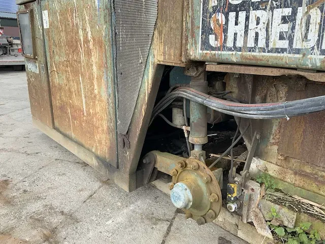 2004 powerscreen afzetbare stationaire powershredder 1800 “haakarm” - afbeelding 25 van  25