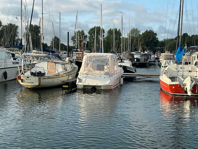 2004 quicksilver 650 cruiser speedboot - afbeelding 6 van  32