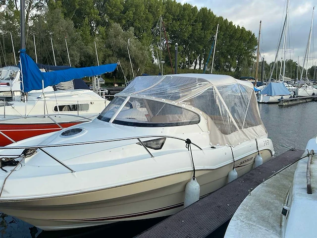 2004 quicksilver 650 cruiser speedboot - afbeelding 27 van  32