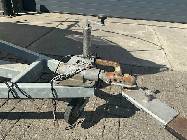2004 quicksilver cabin 460 kajuitboot - afbeelding 11 van  23