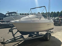 2004 quicksilver cabin 460 kajuitboot - afbeelding 16 van  23