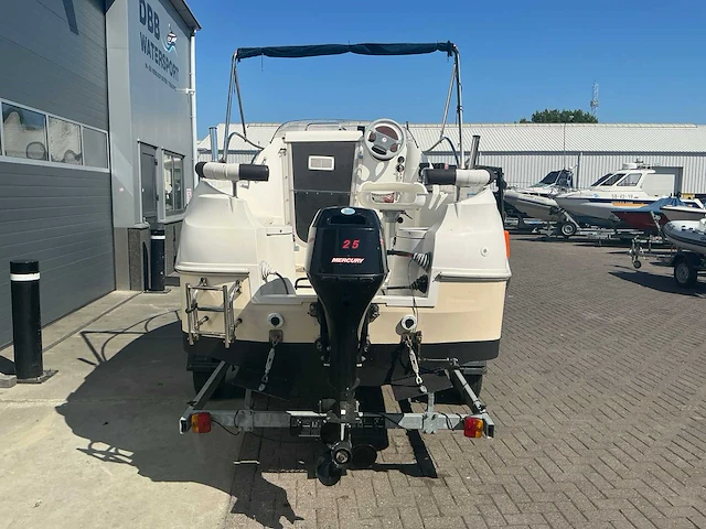 2004 quicksilver cabin 460 kajuitboot - afbeelding 18 van  23