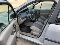 2004 renault scénic 1.6-16v expr. basis personenauto - afbeelding 2 van  18