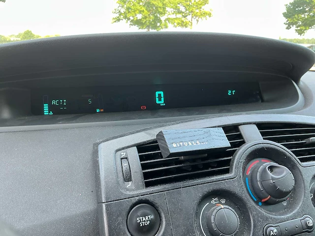 2004 renault scénic 1.6-16v expr. basis personenauto - afbeelding 4 van  18
