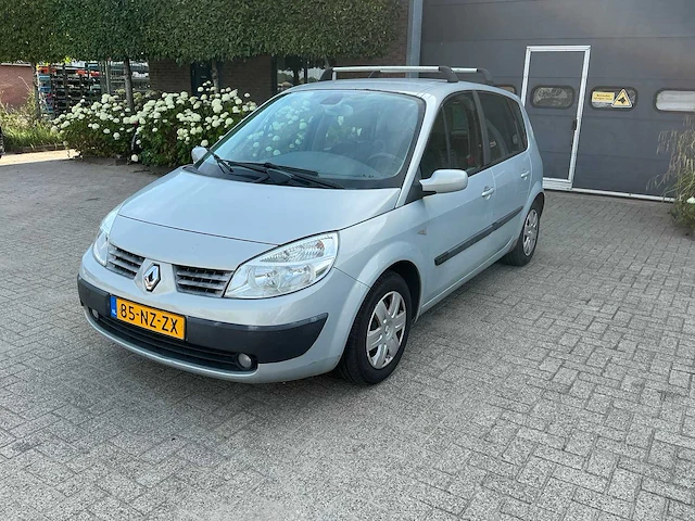 2004 renault scénic 1.6-16v expr. basis personenauto - afbeelding 1 van  18