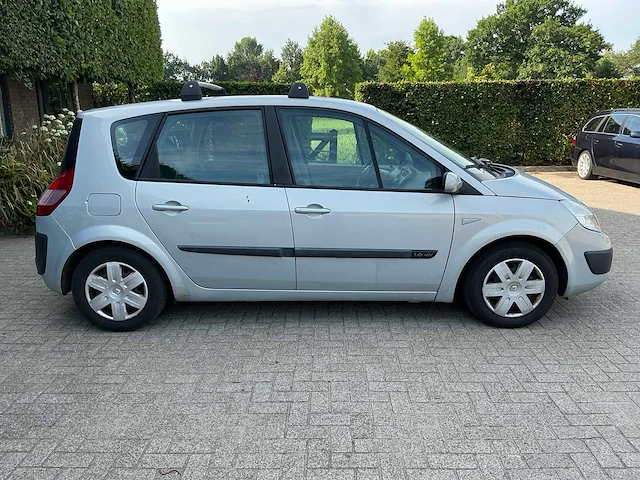2004 renault scénic 1.6-16v expr. basis personenauto - afbeelding 13 van  18