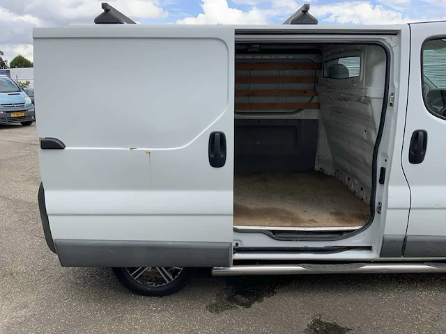 2004 renault trafic 1000 1.9 dci 100 bedrijfswagen - afbeelding 11 van  38