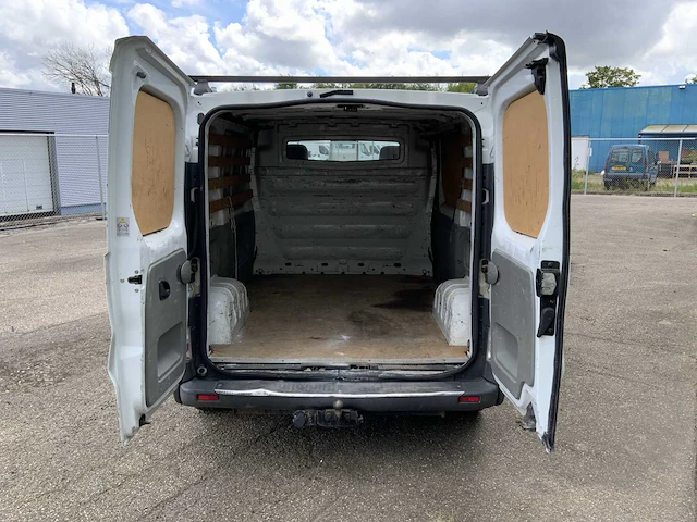 2004 renault trafic 1000 1.9 dci 100 bedrijfswagen - afbeelding 12 van  38