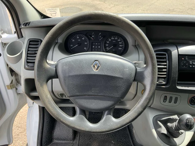 2004 renault trafic 1000 1.9 dci 100 bedrijfswagen - afbeelding 30 van  38