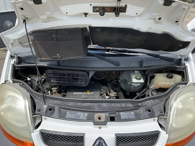 2004 renault trafic 1000 1.9 dci 100 bedrijfswagen - afbeelding 34 van  38