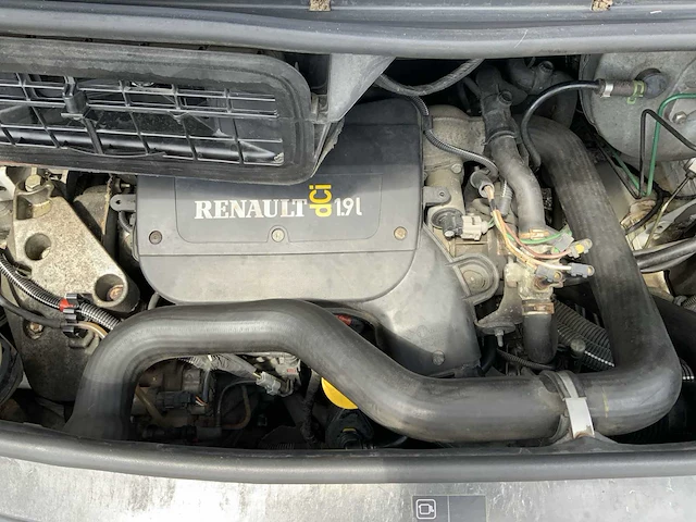 2004 renault trafic 1000 1.9 dci 100 bedrijfswagen - afbeelding 35 van  38