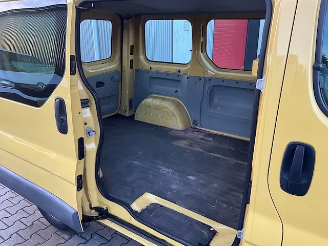 2004 renault trafic 1.9 dci bedrijfswagen - afbeelding 2 van  25