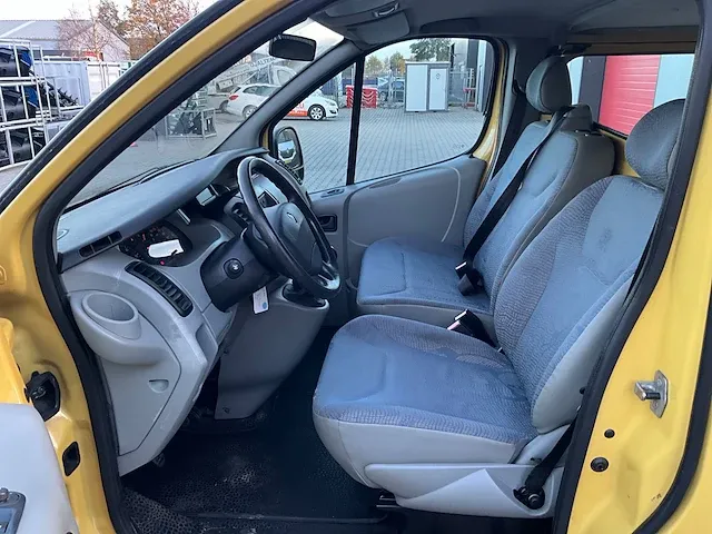 2004 renault trafic 1.9 dci bedrijfswagen - afbeelding 4 van  25