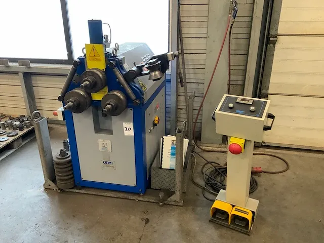 2004 saf curvatri ds 60 profielbuigmachine - afbeelding 1 van  8