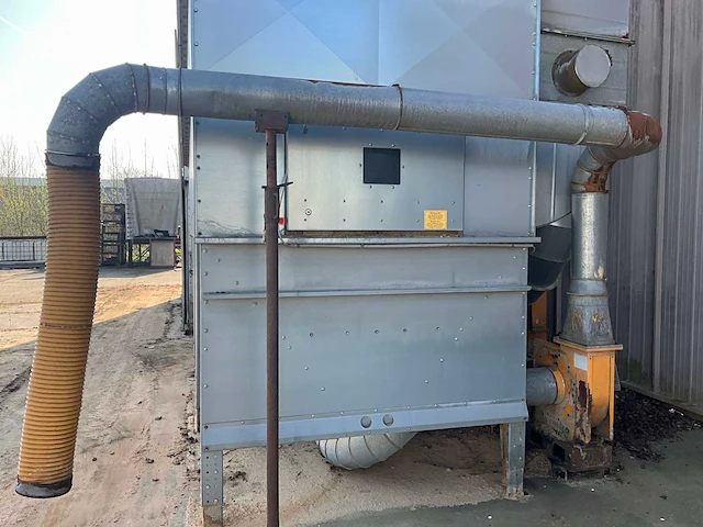 2004 schuko spaan/stof afzuiginstallaties v.v. 45kw aanzuigventilator, 11kw transportventilator, besturingskasten en filterzakken - afbeelding 9 van  24