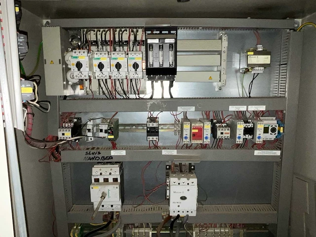 2004 schuko spaan/stof afzuiginstallaties v.v. 45kw aanzuigventilator, 11kw transportventilator, besturingskasten en filterzakken - afbeelding 20 van  24