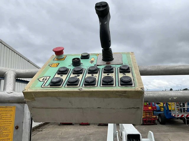 2004 skyhigh st 120 kniktelescoop hoogwerker - afbeelding 8 van  20