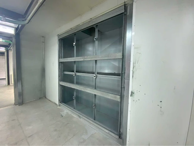 2004 soloan prefab spuitcabine met droogruimte en voorbewerkingsruimte - afbeelding 39 van  69