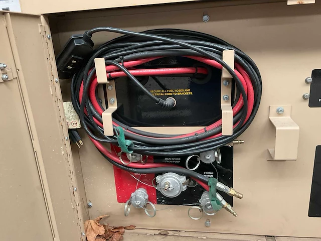 2004 space and water heater - afbeelding 12 van  13