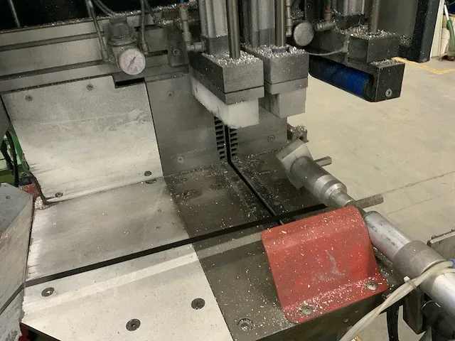 2004 stb ts500 afkortcirkelzaagmachine - afbeelding 7 van  10