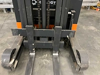 2004 still fm 14 reach truck - afbeelding 14 van  17
