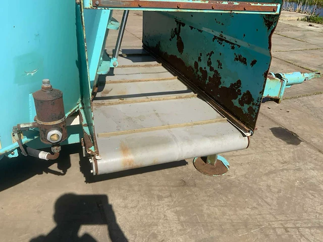 2004 storti dunker tvs 120 voermengwagen - afbeelding 5 van  27