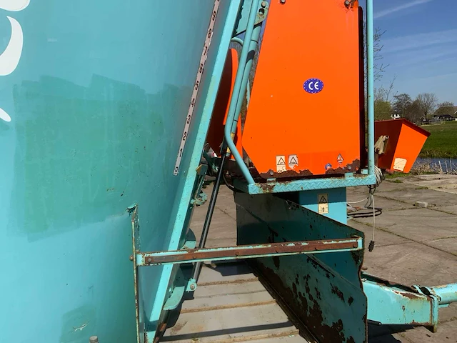 2004 storti dunker tvs 120 voermengwagen - afbeelding 19 van  27
