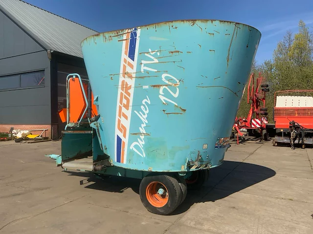 2004 storti dunker tvs 120 voermengwagen - afbeelding 23 van  27