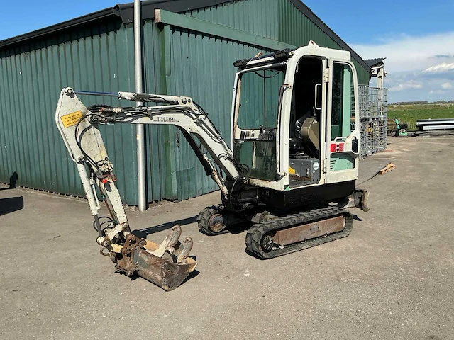 2004 takeuchi tb016 midigraafmachine - afbeelding 1 van  23