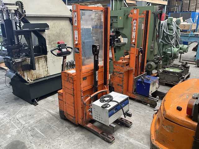 2004 tgl fehc 10 palletstapelaar - afbeelding 5 van  12