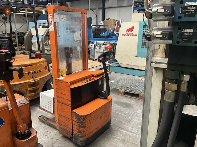 2004 tgl fehc 10 palletstapelaar - afbeelding 8 van  12