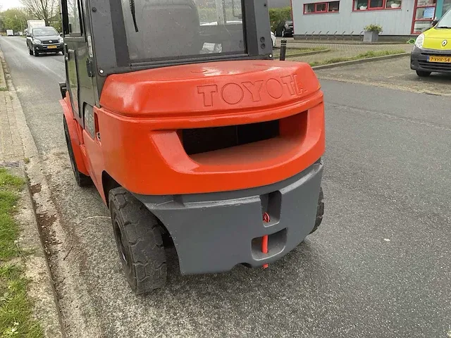 2004 toyota 02-fdf30 vorkheftruck - afbeelding 4 van  31