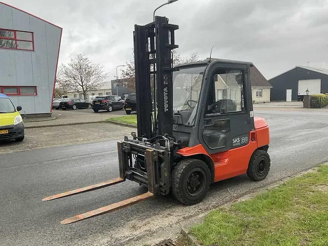 2004 toyota 02-fdf30 vorkheftruck - afbeelding 1 van  31