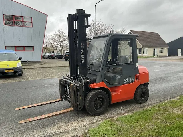 2004 toyota 02-fdf30 vorkheftruck - afbeelding 12 van  31