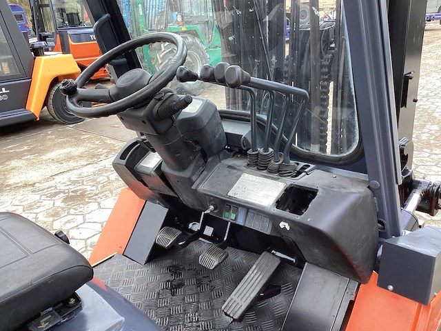2004 toyota 7fd35 vorkheftruck - afbeelding 11 van  18