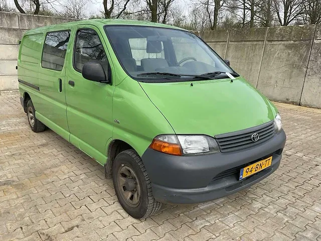 2004 toyota hi-ace bedrijfswagen - afbeelding 12 van  25