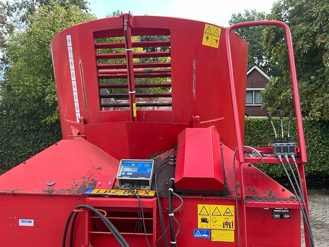 2004 trioliet vertifeed 1000 voermengwagen - afbeelding 13 van  29