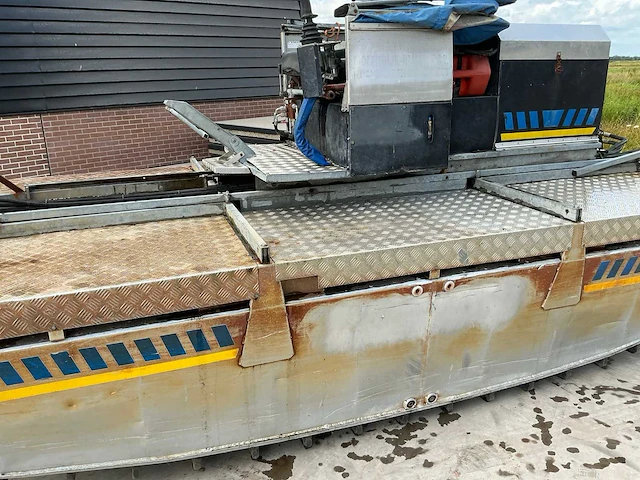 2004 truxor maaiboot/amfibievoertuig - afbeelding 2 van  45